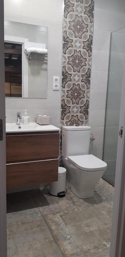 Bed and Breakfast Cal Duran Esparreguera Esterno foto
