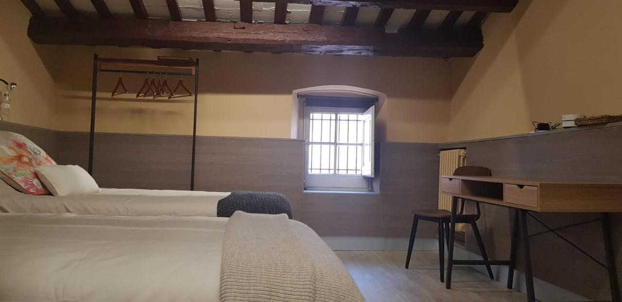 Bed and Breakfast Cal Duran Esparreguera Esterno foto