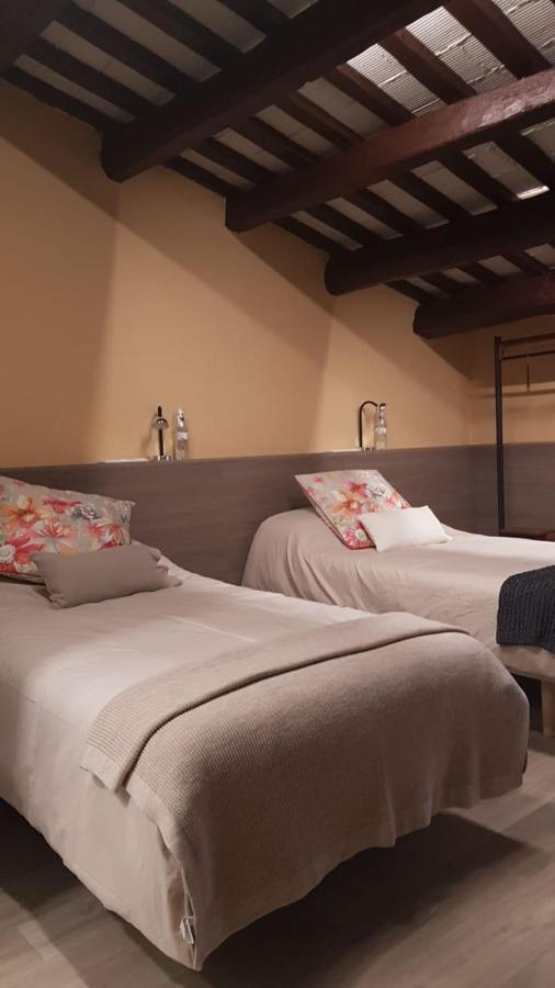 Bed and Breakfast Cal Duran Esparreguera Esterno foto