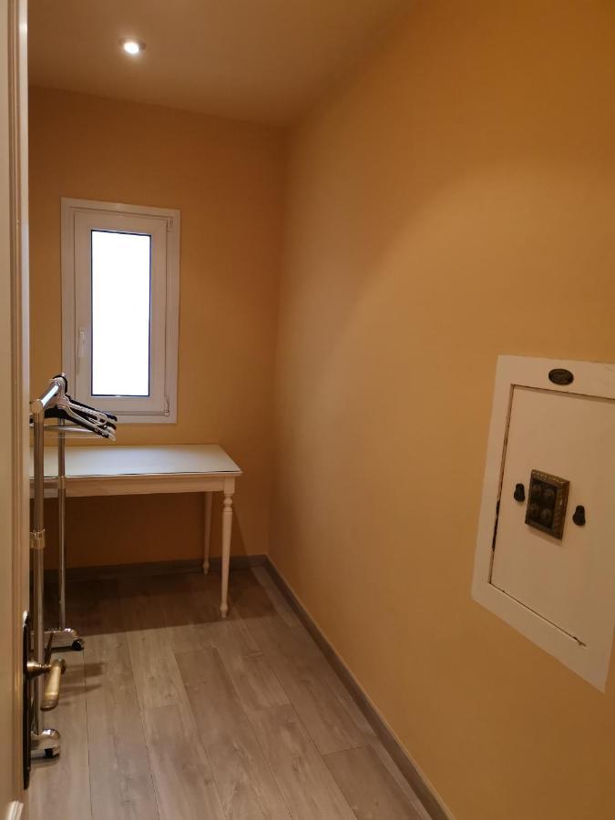Bed and Breakfast Cal Duran Esparreguera Esterno foto